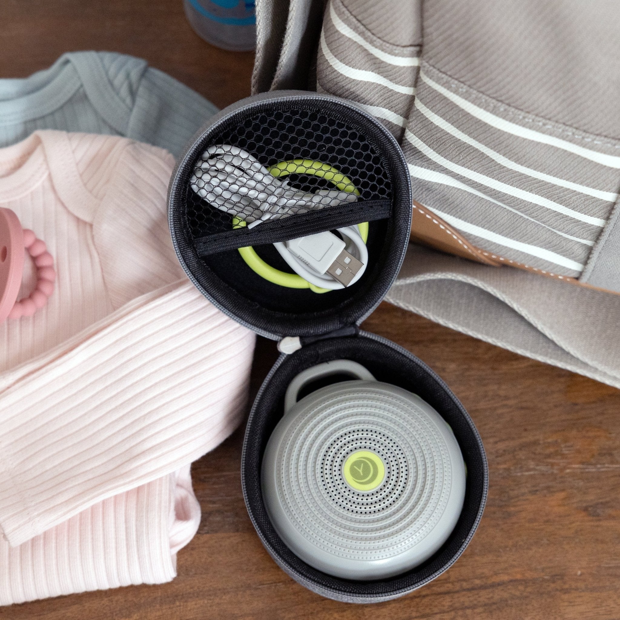 Hushh® White Noise Machine + Travel Case Bundle - Heartstrong Sleep