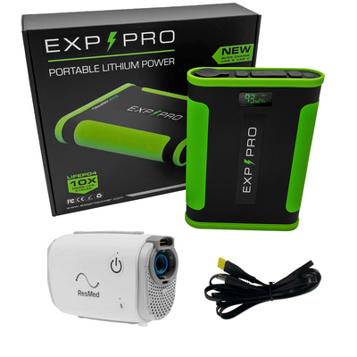 EXP48PRO APEX portable battery powering a compact ResMed AirMini travel CPAP machine