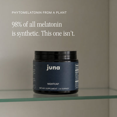 Graphic detailing herbal botanicals in Juna Nightcap gummies promoting non-groggy awakening