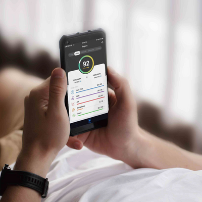 Luna TravelPAP travel CPAP machine with its mobile app