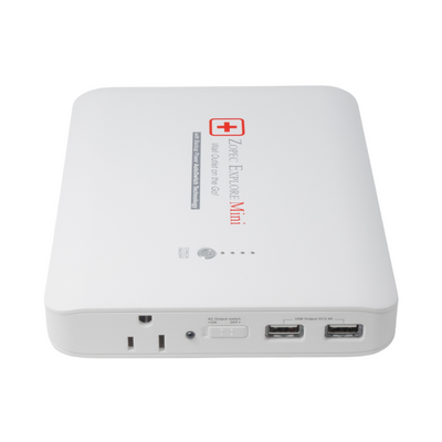 Input and output charging ports on Zopec Explore Mini CPAP backup battery pack